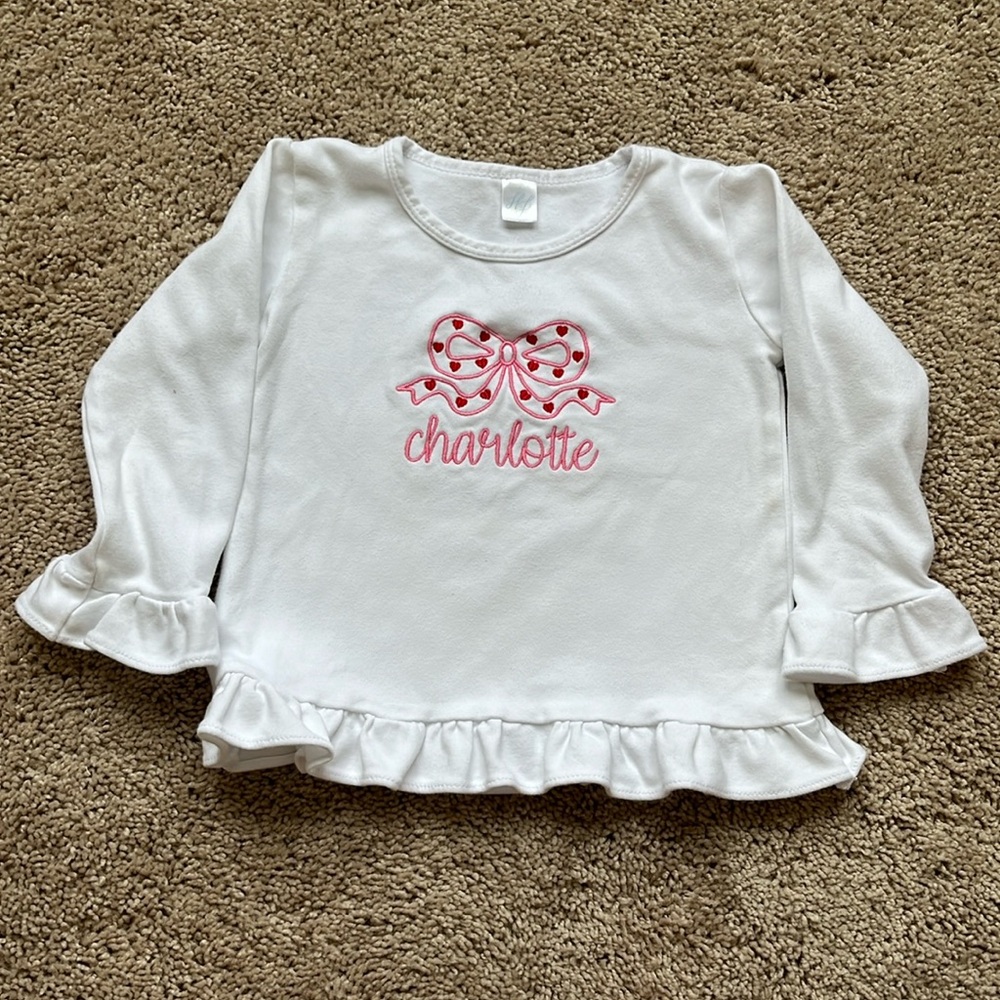 Size 2-3T heavyweight cotton long sleeve pullover top Great condition- adorable